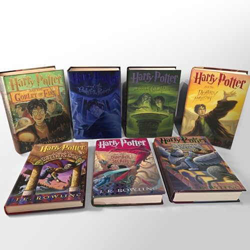Imagen de archivo de 1-st Edition Harry Potter Full Book Set Volumes 1-7 Hardcover a la venta por books4u31