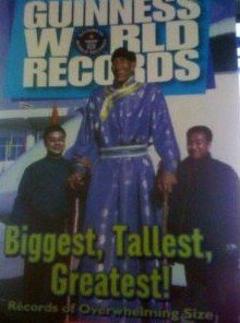 Stock image for Guinness World Records : Records of Overwhelming Size for sale by Better World Books