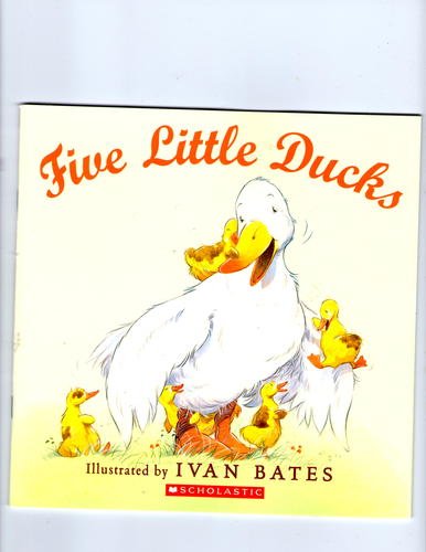 Imagen de archivo de Five Little Ducks a la venta por Better World Books