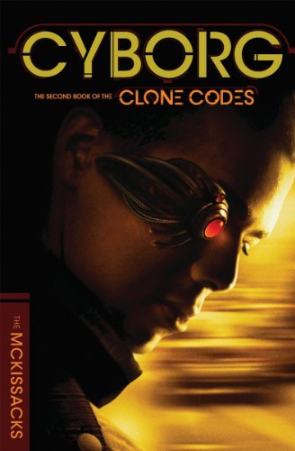 Imagen de archivo de The Clone Codes #2: Cyborg a la venta por ThriftBooks-Dallas