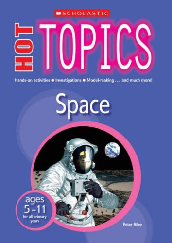 9780439945745: Space (Hot Topics)