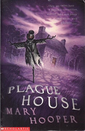 Beispielbild fr The Plague House: 2 (Mary Hooper's Haunted S.) zum Verkauf von WorldofBooks