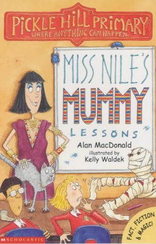 9780439978194: Miss Nile's Mummy Lessons