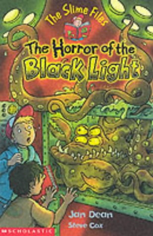 9780439982368: The Horror of the Black Light (Slime Files)