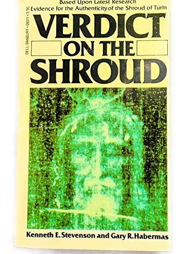 Imagen de archivo de Verdict on the Shroud a la venta por Gulf Coast Books