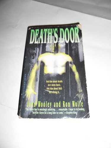 Imagen de archivo de Death's Door a la venta por Better World Books