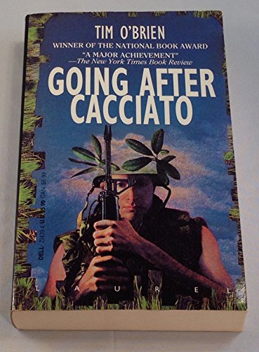 Imagen de archivo de Going after Cacciato a la venta por Better World Books