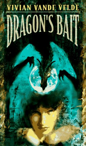 9780440219828: Dragon's Bait (Laurel-Leaf Books)