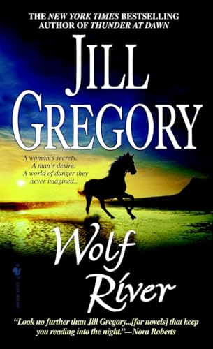 Imagen de archivo de Wolf River : A Novel a la venta por Better World Books