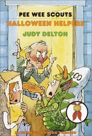 Halloween Helpers (Pee Wee Scouts) (9780440413301) by Delton, Judy