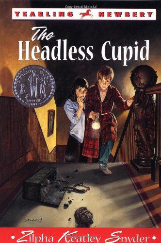 Beispielbild fr The Headless Cupid zum Verkauf von Wonder Book