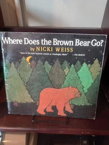 Imagen de archivo de Where Does the Brown Bear Go? a la venta por Better World Books: West