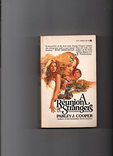 Imagen de archivo de A Reunion of Strangers a la venta por ThriftBooks-Atlanta