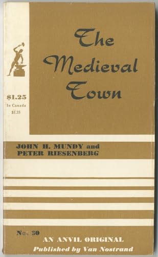 Imagen de archivo de The Medieval Town a la venta por ThriftBooks-Dallas