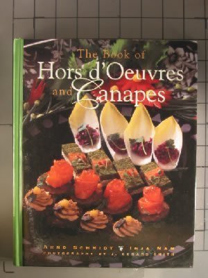 Imagen de archivo de The Book of Hors d'Oeuvres and Canapes a la venta por Better World Books