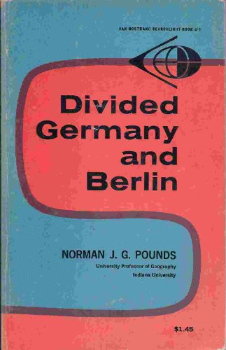 9780442097011: Divided Germany and Berlin (Searchlight S.)