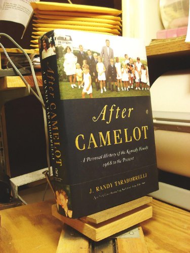9780446553902: After Camelot: A Personal History of the Kennedy Family--1968 to the Present