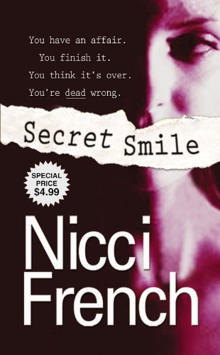 9780446617109: Secret Smile