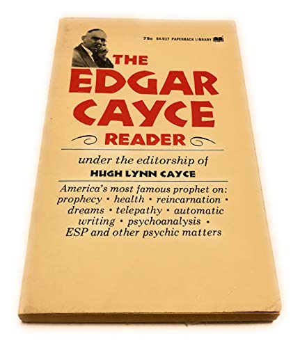 Beispielbild fr THE EDGAR CAYCE READER zum Verkauf von Occultique