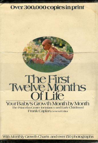 Beispielbild fr The First Twelve Months of Life: Your Baby's Growth Month by Month zum Verkauf von Orion Tech