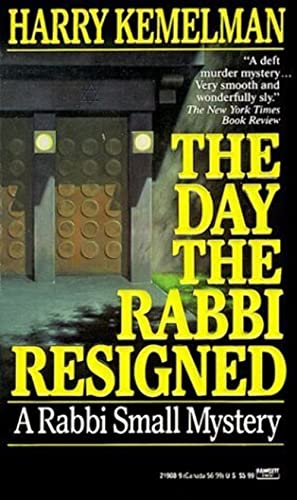 Imagen de archivo de The Day the Rabbi Resigned a la venta por Better World Books: West