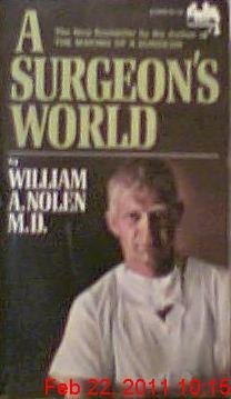 Beispielbild fr A Surgeons World zum Verkauf von GoldenWavesOfBooks