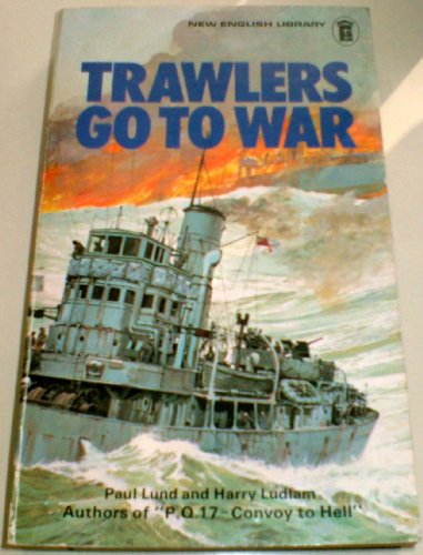 Imagen de archivo de Trawlers go to War a la venta por Better World Books