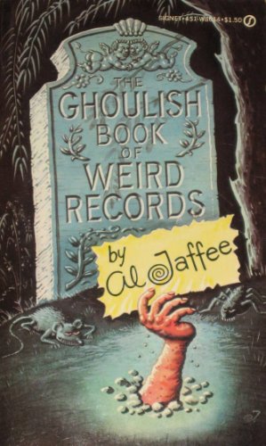 9780451086143: The Ghoulish Book of Weird Records