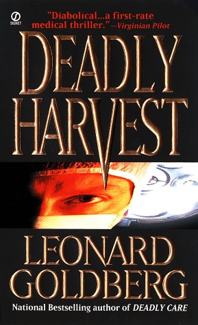 Imagen de archivo de Deadly Harvest a la venta por Gulf Coast Books
