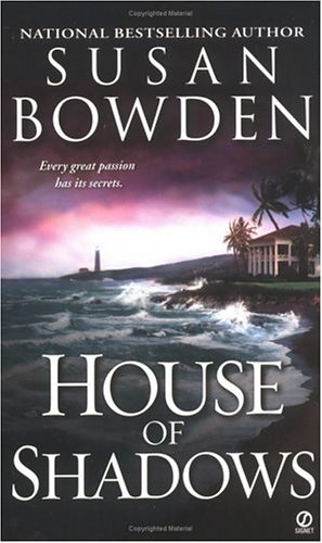 Imagen de archivo de House of Shadows a la venta por Better World Books