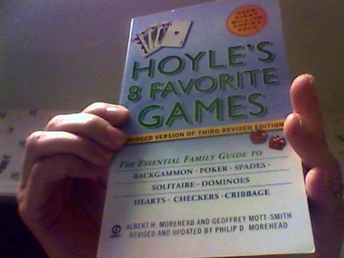Stock image for Hoyle's 8 Favorite Games - Essential Family Guide to: Backgammon - Poker - Spades - Solitaire - Dominos - Hearts - Checkers - Cribbage for sale by Ergodebooks