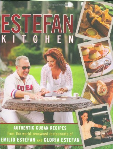 Imagen de archivo de Estefan Kitchen a la venta por ThriftBooks-Dallas