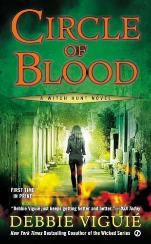 9780451240149: Circle of Blood (Witch Hunt Novel)