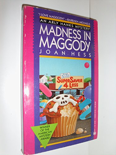 Imagen de archivo de Madness in Maggody (An Arly Hanks Mystery) a la venta por Umpqua Books