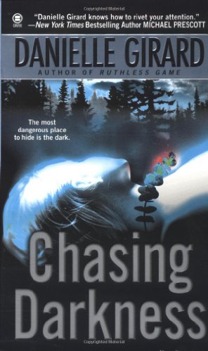 Imagen de archivo de Chasing Darkness a la venta por OddReads