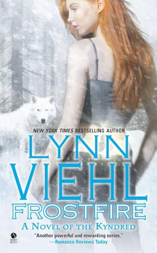 Beispielbild fr Frostfire (Kyndred, Book 3) zum Verkauf von SecondSale