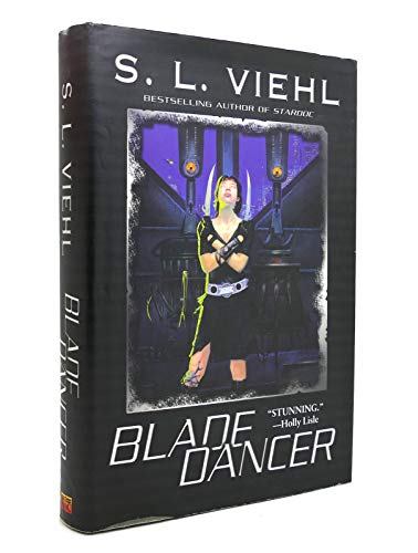 Beispielbild fr Blade Dancer zum Verkauf von Wonder Book