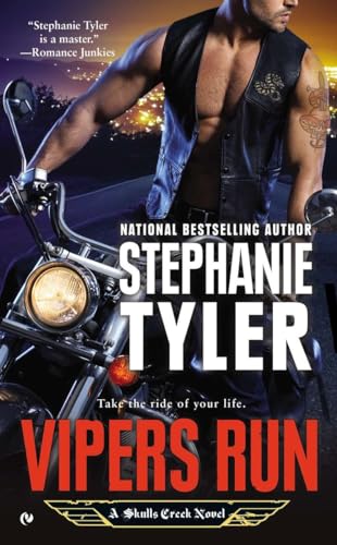 Stock image for Vipers Run (A Skulls Creek Novel) for sale by SecondSale