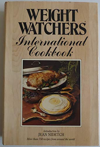Imagen de archivo de Weight Watchers' International Cookbook a la venta por SecondSale