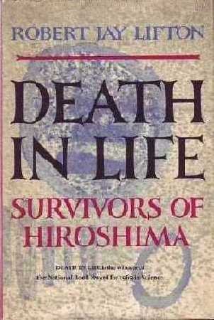 Imagen de archivo de Death in Life: Survivors of Hiroshima a la venta por dsmbooks