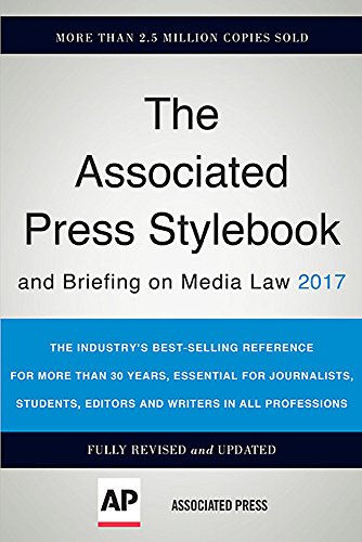 Stock image for The Associated Press Stylebook 2017 : And Briefing on Media Law for sale by Better World Books