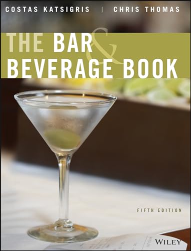 Imagen de archivo de The Bar and Beverage Book, 5th Edition a la venta por Weird Books