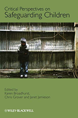 Beispielbild fr Critical Perspectives on Safeguarding Children zum Verkauf von Blackwell's