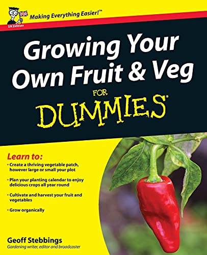 Imagen de archivo de Growing Your Own Fruit and Veg For Dummies a la venta por thebookforest.com