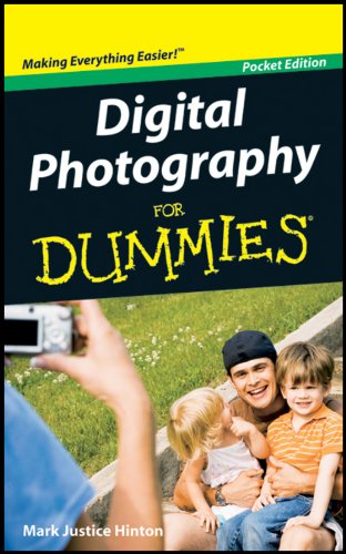 Imagen de archivo de Digital Photography for Dummies - Pocket Edition a la venta por Better World Books