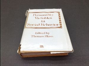 Beispielbild fr Personality Variables in Social Behaviour zum Verkauf von Wonder Book