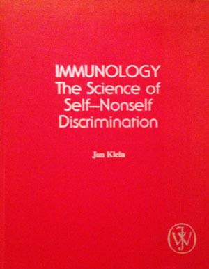 Imagen de archivo de Immunology: The Science of Self-Nonself Discrimination a la venta por ThriftBooks-Atlanta