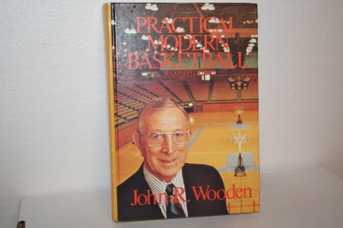 Imagen de archivo de Practical modern basketball a la venta por Jenson Books Inc