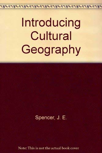 Imagen de archivo de Introducing cultural geography a la venta por Basement Seller 101