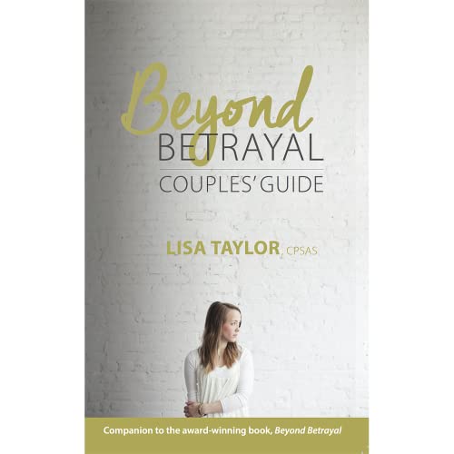 Imagen de archivo de Beyond Betrayal Couples' Guide a la venta por ThriftBooks-Dallas